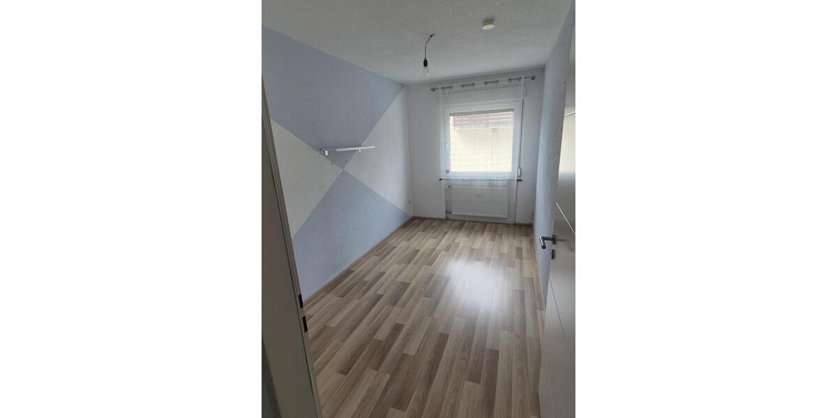 Etagenwohnung Calw - 2 Zimmer, 117 m&sup2;, 1.500&euro; | Angebot:26611969