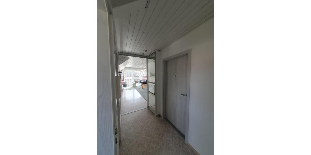 Dachgeschoßwohnung Windsbach - 2 Zimmer, 70 m&sup2;, 480&euro; | Angebot:26589159