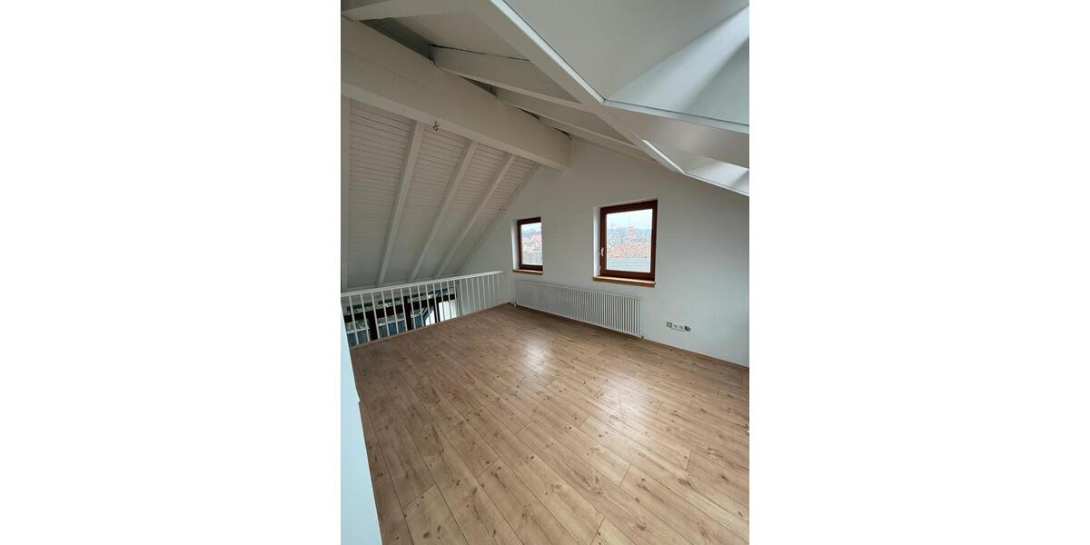 Etagenwohnung Wiesloch - 4 Zimmer, 140 m&sup2;, 1.300&euro; | Angebot:24868664