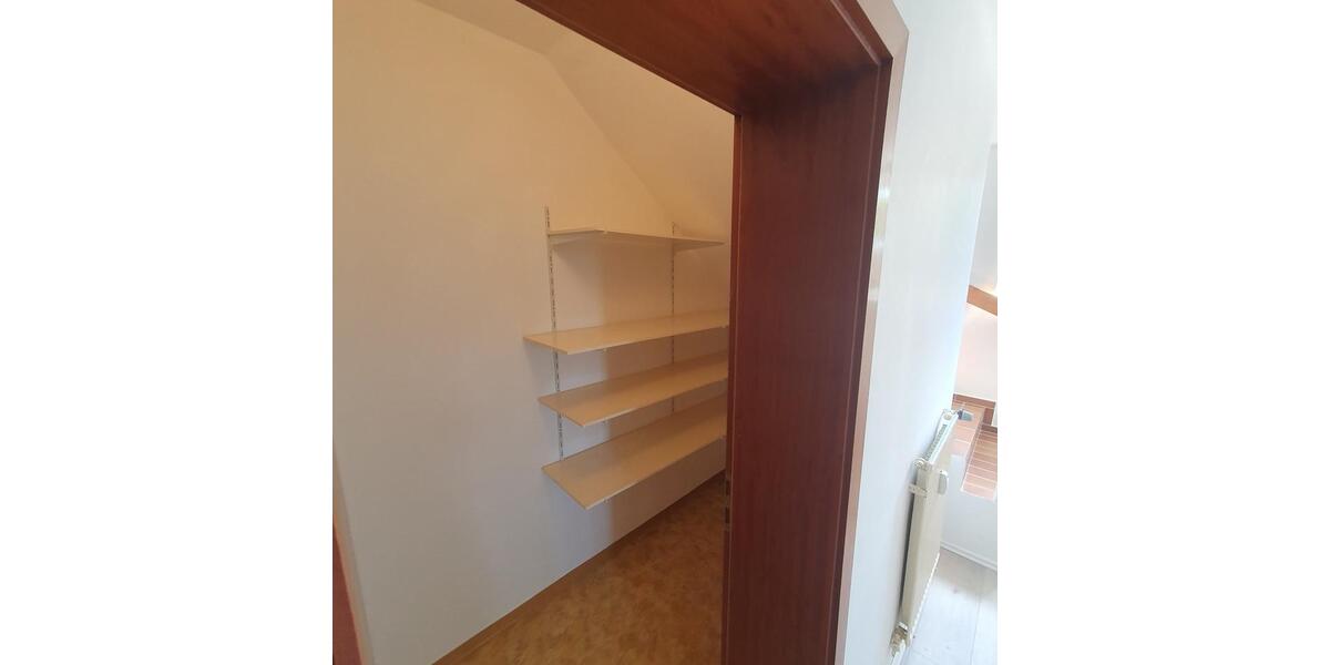 Erdgeschoßwohnung Wolfhagen - 3 Zimmer, 87 m&sup2;, 650&euro; | Angebot:26252825