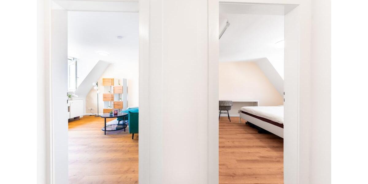 Dachgeschoßwohnung Nürnberg - 2 Zimmer, 48 m&sup2;, 1.000&euro; | Angebot:24363150