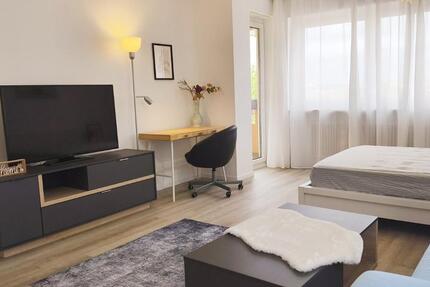 WG-Zimmer in 2er-Frauen-WG, vollmöbliertes, nähe Krones & BMW zimmer