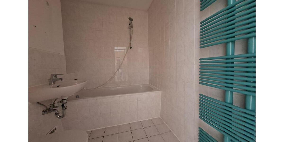 Etagenwohnung Pirna - 3 Zimmer, 58 m&sup2;, 356&euro; | Angebot:26675778