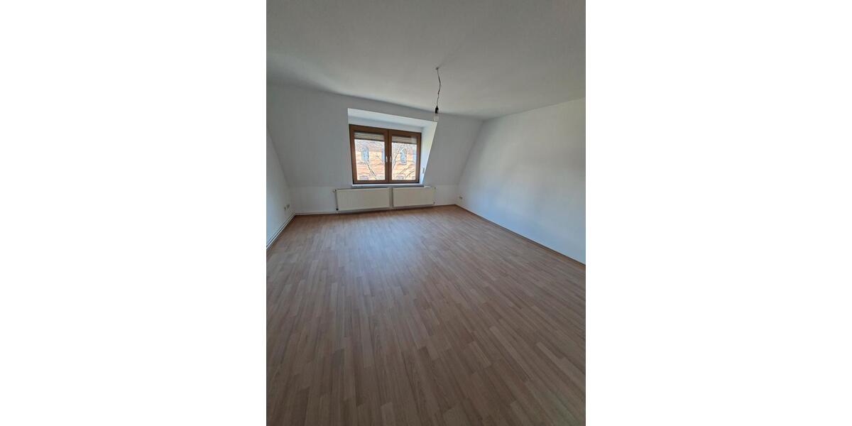 Dachgeschoßwohnung Bernburg (Saale) - 2 Zimmer, 45 m&sup2;, 513&euro; | Angebot:25570881