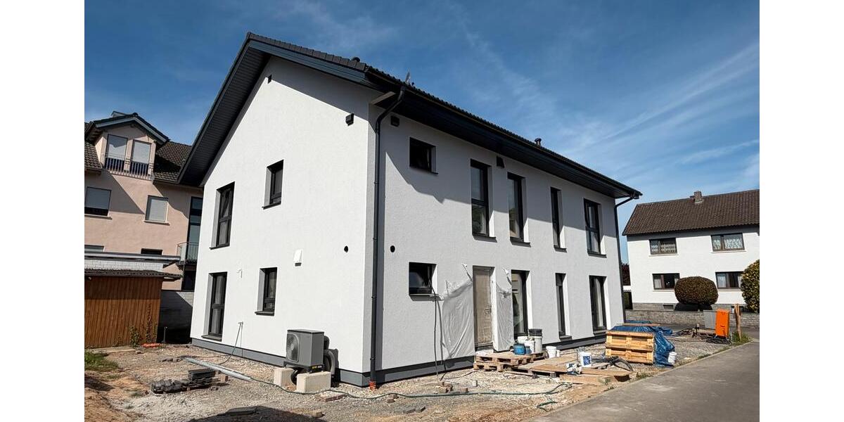 Erdgeschoßwohnung Friedewald - 4 Zimmer, 97 m&sup2;, 1.650&euro; | Angebot:26429898