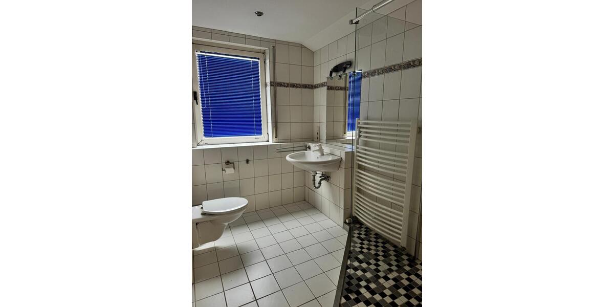 Dachgeschoßwohnung Dillingen (Saar) - 4 Zimmer, 76 m&sup2;, 650&euro; | Angebot:26443035