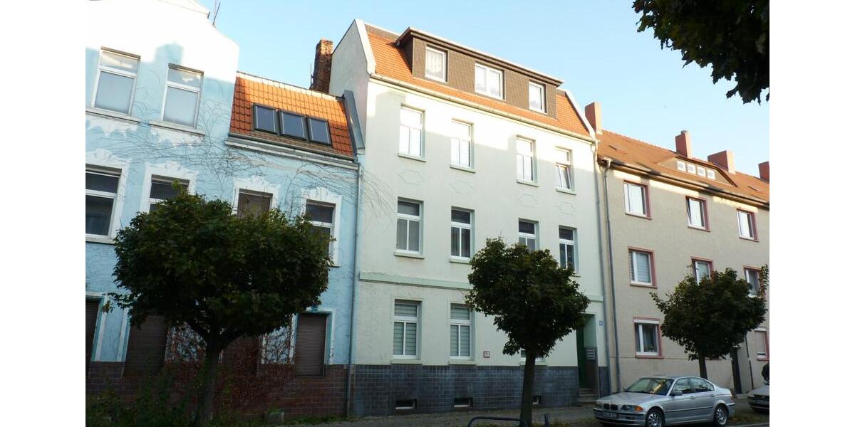 Dachgeschoßwohnung Schönebeck (Elbe) - 3 Zimmer, 71 m&sup2;, 420&euro; | Angebot:24661257