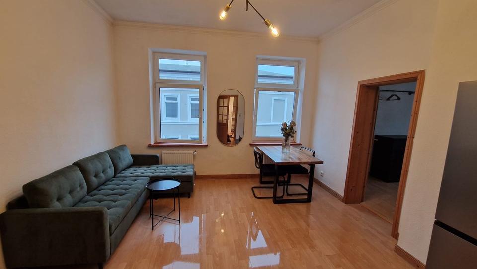 Möbliertes Frauen WG Zimmer (17qm) ab 1.10 a.d. TUHH 650€ Harburg