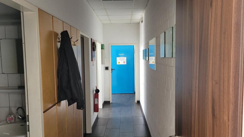 Produktionshalle mit Sozialräumen in Stendal zu vermieten zimmer