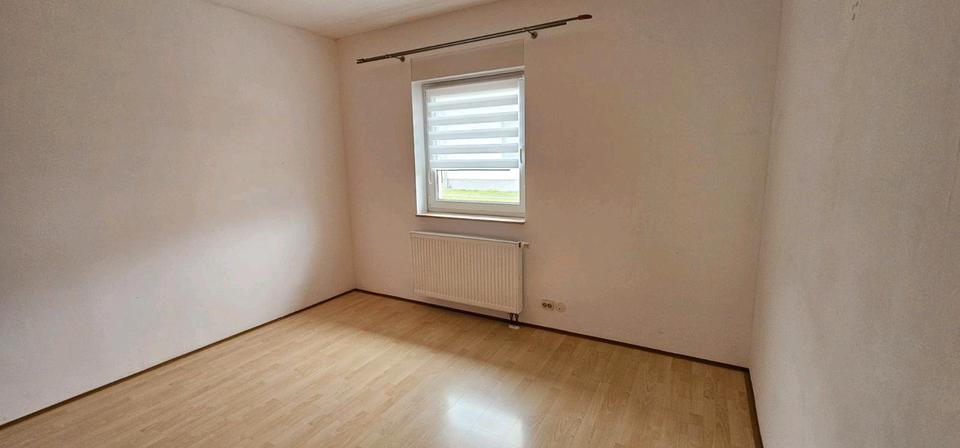 Bungalow Eisleben (Lutherstadt) - 3 Zimmer, 80 m&sup2;, 1.200&euro; | Angebot:26425829