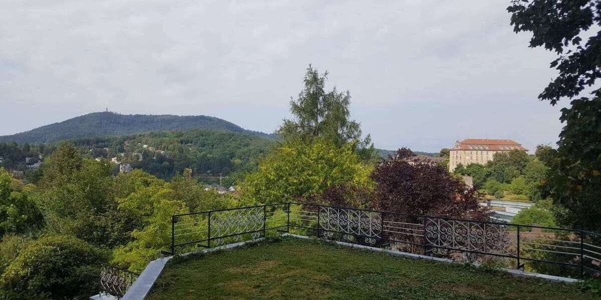 Etagenwohnung Baden Baden - 2 Zimmer, 86 m&sup2;, 1.050&euro; | Angebot:26487597