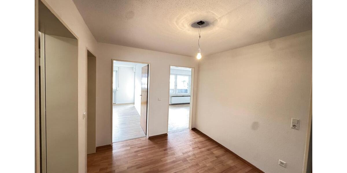 Erdgeschoßwohnung Villingen-Schwenningen Schwenningen - 3.5 Zimmer, 80 m&sup2;, 800&euro; | Angebot:24674114