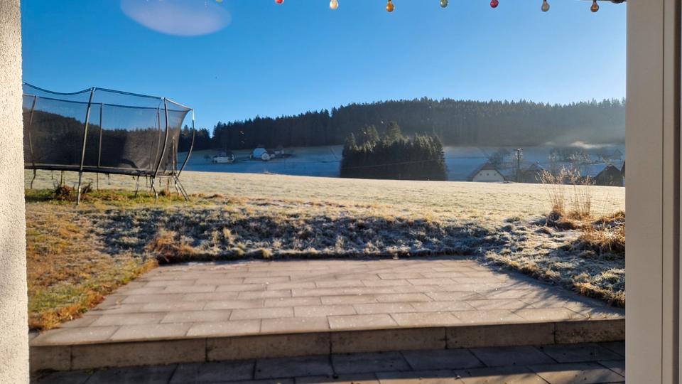 Erdgeschoßwohnung Hinterzarten - 6 Zimmer, 185 m&sup2;, 2.250&euro; | Angebot:26112343