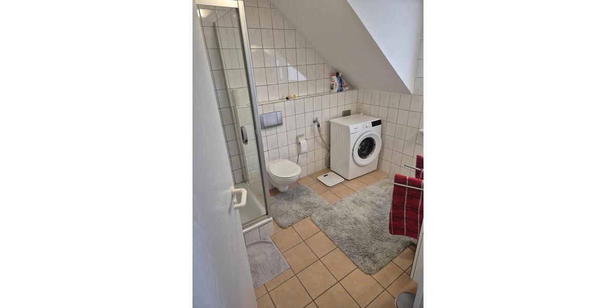 Dachgeschoßwohnung Hessisch Oldendorf - 3 Zimmer, 70 m&sup2;, 610&euro; | Angebot:26621216