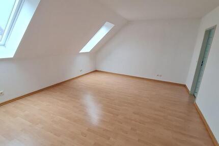 Wohnung Hannover Linden-Limmer - 2 Zimmer, 77 m&sup2;, 663&euro; | Angebot:26349693