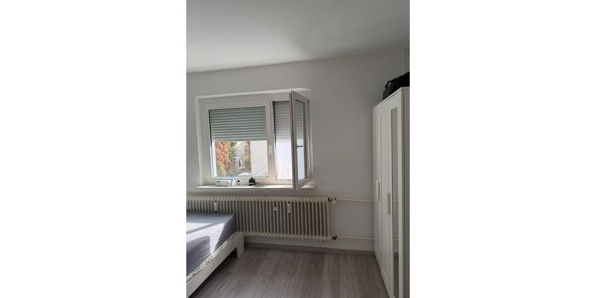 Etagenwohnung Aalen - 3 Zimmer, 70 m&sup2;, 1.400&euro; | Angebot:25390642