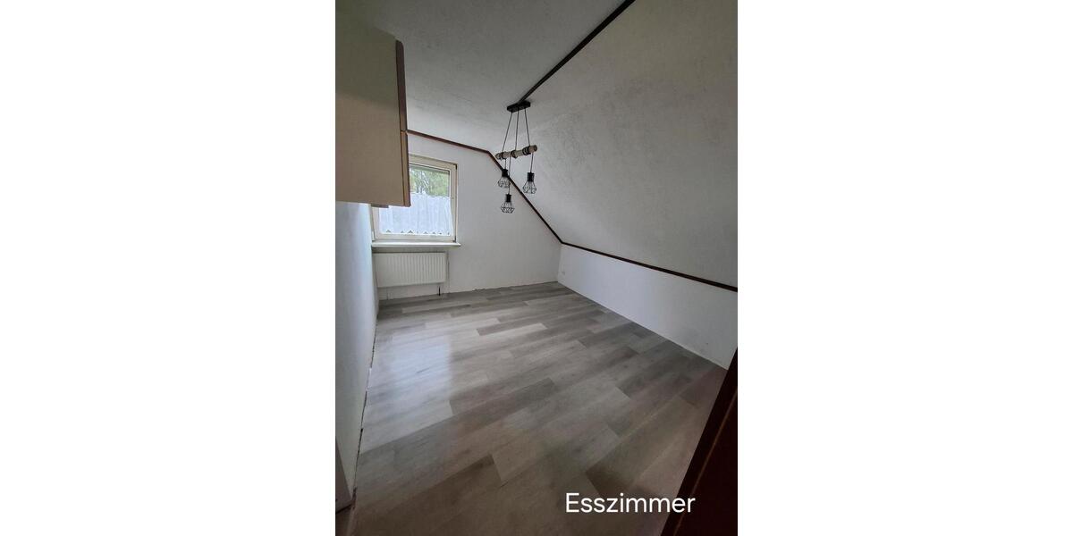 Dachgeschoßwohnung Langfurth - 3.5 Zimmer, 75 m&sup2;, 750&euro; | Angebot:26482746