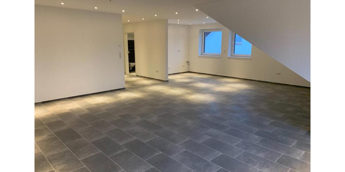 Dachgeschoßwohnung Verl - 3 Zimmer, 120 m&sup2;, 1.150&euro; | Angebot:24691386