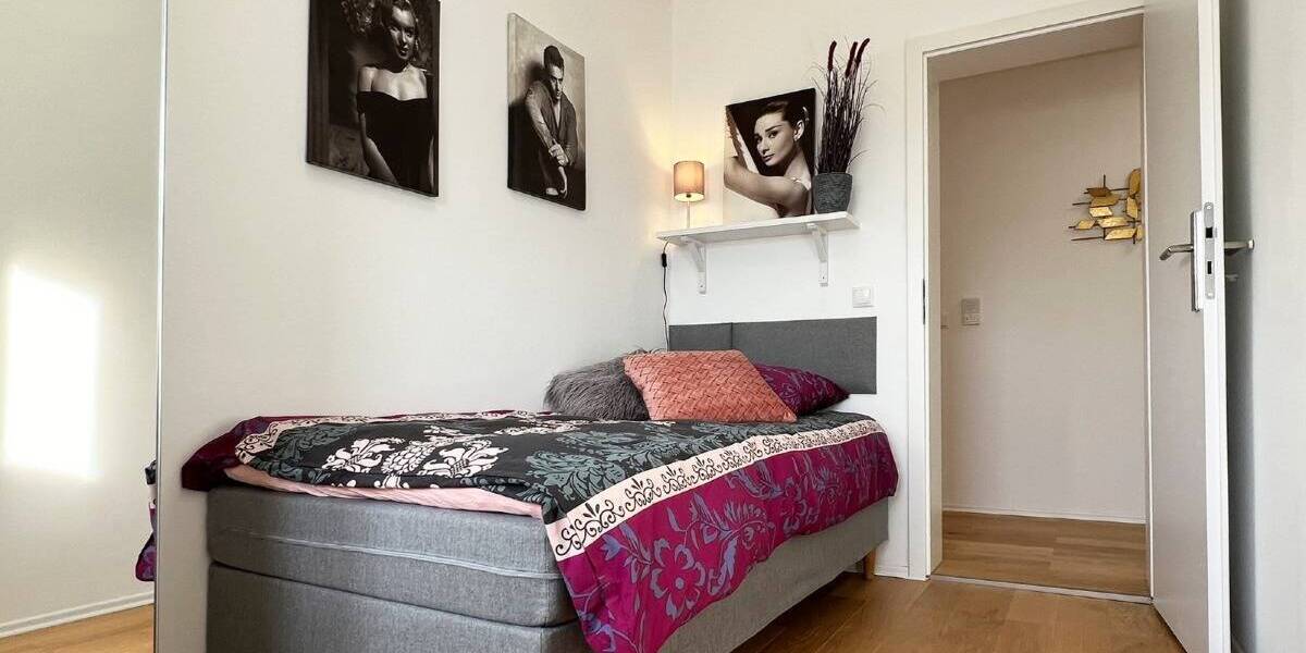 Etagenwohnung München Schwabing-Freimann - 4 Zimmer, 92 m&sup2;, 3.000&euro; | Angebot:26420182