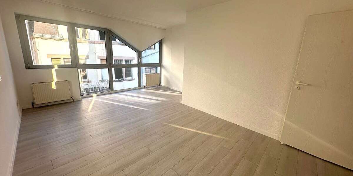 Etagenwohnung Bad Kreuznach Bad Münster am Stein-Ebernburg - 2 Zimmer, 61 m&sup2;, 700&euro; | Angebot:25810536