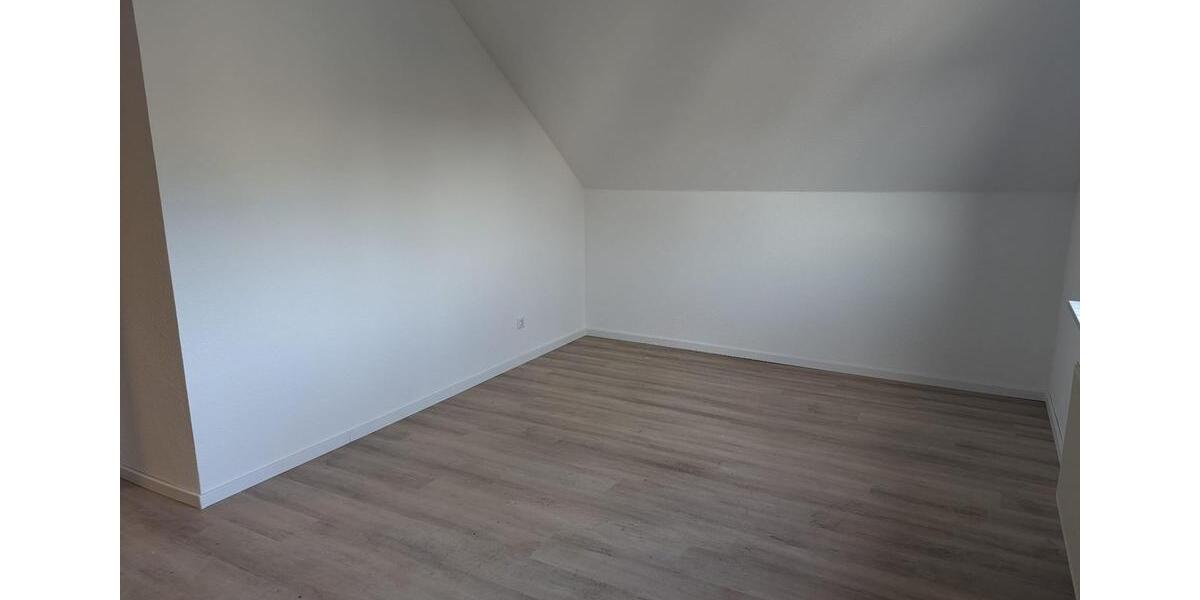 Einfamilienhaus Schlangen - 5 Zimmer, 140 m&sup2;, 1.550&euro; | Angebot:25852722