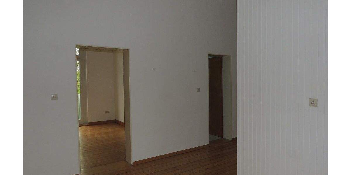 Etagenwohnung Göttingen - 6 Zimmer, 145 m&sup2;, 1.450&euro; | Angebot:24320469