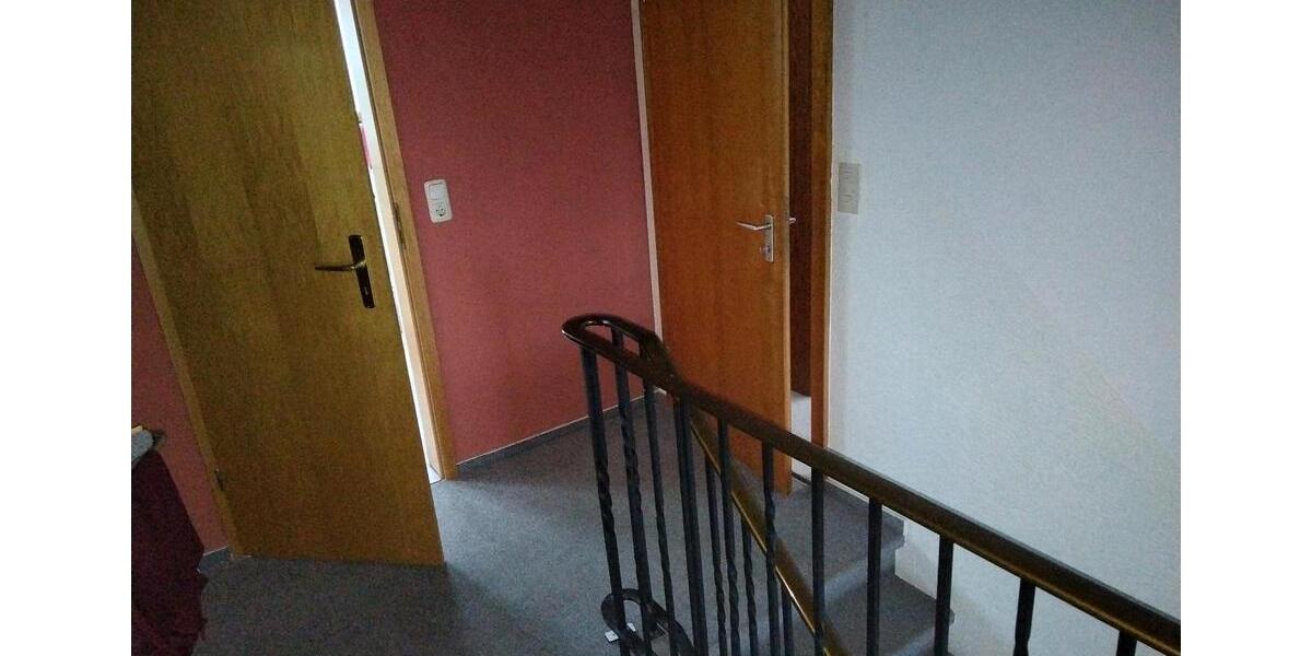 Etagenwohnung Kirchlinteln - 4 Zimmer, 140 m&sup2;, 1.100&euro; | Angebot:24380493