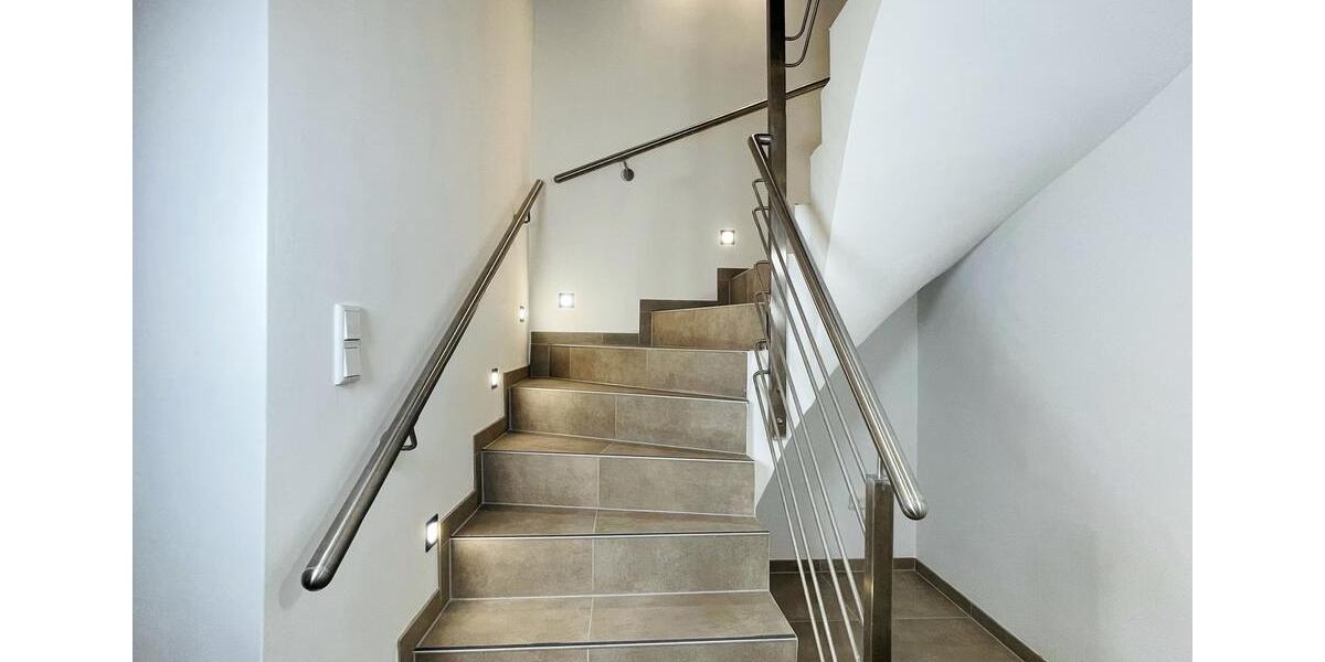 Stilvolles Neubau-Haus: Modernes Wohnen mit Traumküche und Garten 4 zimmer