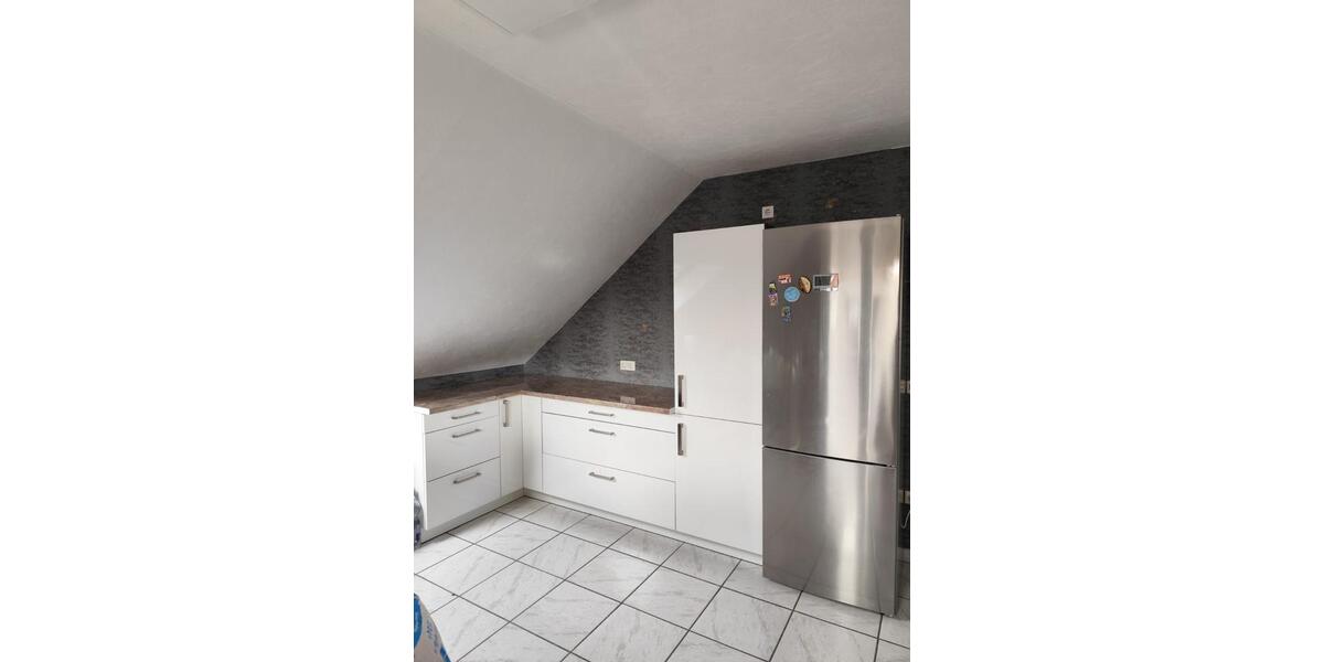 Dachgeschoßwohnung Altenbeken - 3 Zimmer, 112 m&sup2;, 730&euro; | Angebot:26623837