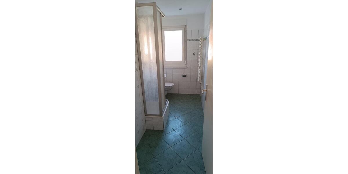 Dachgeschoßwohnung Nottertal-Heilinger Höhen Heilinger Höhen - 4 Zimmer, 117 m&sup2;, 580&euro; | Angebot:24512425