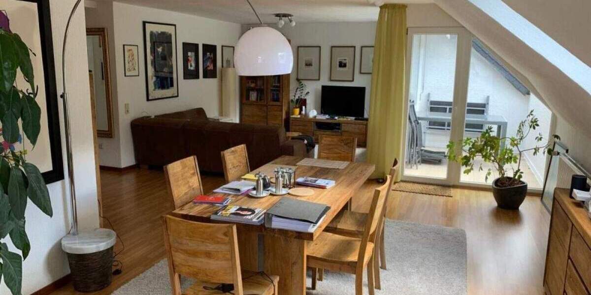 Dachgeschosswohnung mit Blick ins Grüne auf dem Höchsten 2 zimmer