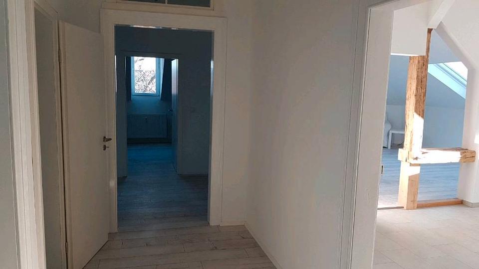 Dachgeschoßwohnung Battenberg (Eder) - 3 Zimmer, 112 m&sup2;, 730&euro; | Angebot:26692224