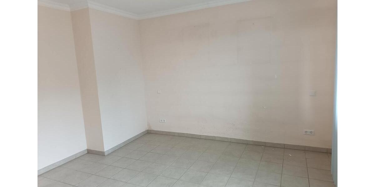 Erdgeschoßwohnung Gangelt - 4 Zimmer, 135 m&sup2;, 1.350&euro; | Angebot:26444181