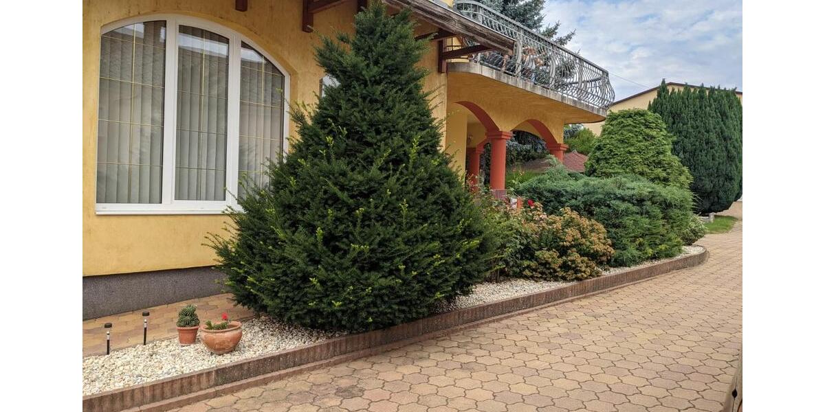 Villa Horb am Neckar - 5 Zimmer, 150 m&sup2;, 90&euro; | Angebot:24223471