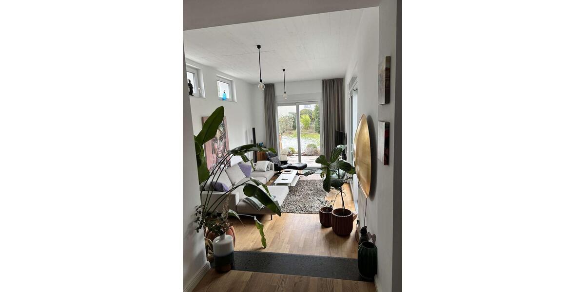 Doppelhaushälfte Bad Soden am Taunus - 6 Zimmer, 160 m&sup2;, 3.350&euro; | Angebot:24831805