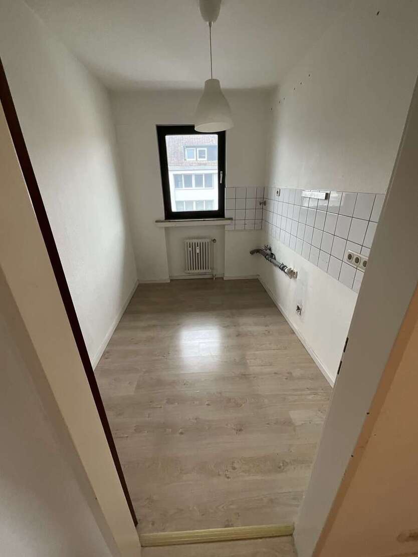 Wohnung zum Mieten in Langenfeld (Rheinland) 615 € 68 m² 3 zimmer