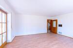 Einfamilienhaus Reisbach Englmannsberg - 8 Zimmer, 233 m&sup2;, 1.700&euro; | Angebot:26411603
