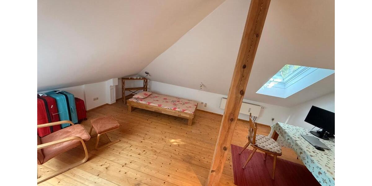 Etagenwohnung Dingolfing - 5 Zimmer, 16 m&sup2;, 396&euro; | Angebot:26462980