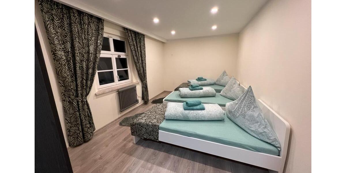 Mehrfamilienhaus mit 4 Wohneinheiten in Adorf 2 zimmer