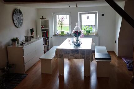 Wohnung Morschen - 3 Zimmer, 82 m&sup2;, 800&euro; | Angebot:25220154