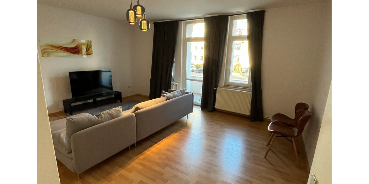 Mitbewohnerin finden:Gut möbliertes Zimmer im Östlichen Ringgebit 1 zimmer