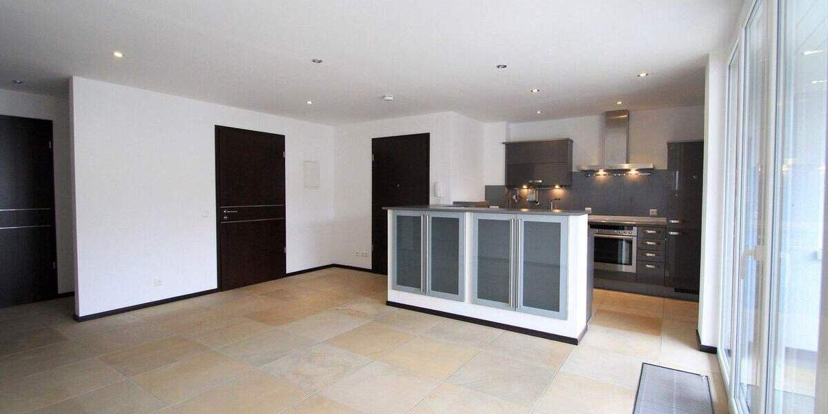 Etagenwohnung Krumbach - 3 Zimmer, 85 m&sup2;, 850&euro; | Angebot:25245508