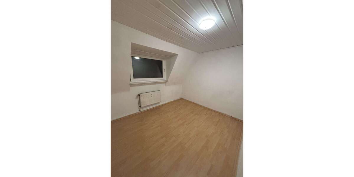 Wohnung zum Mieten in Duisburg 464 € 90.36 m² 3 zimmer