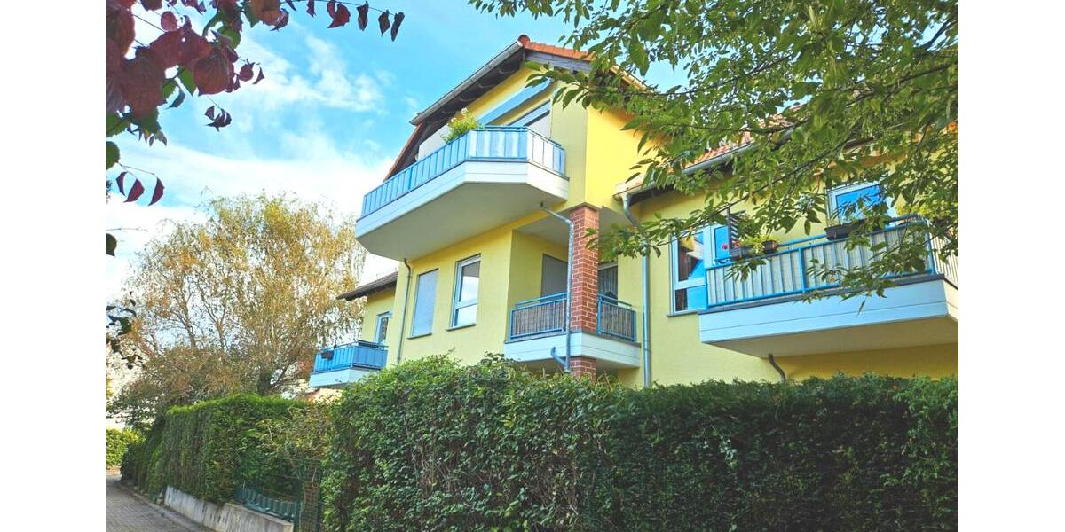 Gemütliche 2-Zi.-Wohnung mit Balkon und Stellplatz 2 zimmer