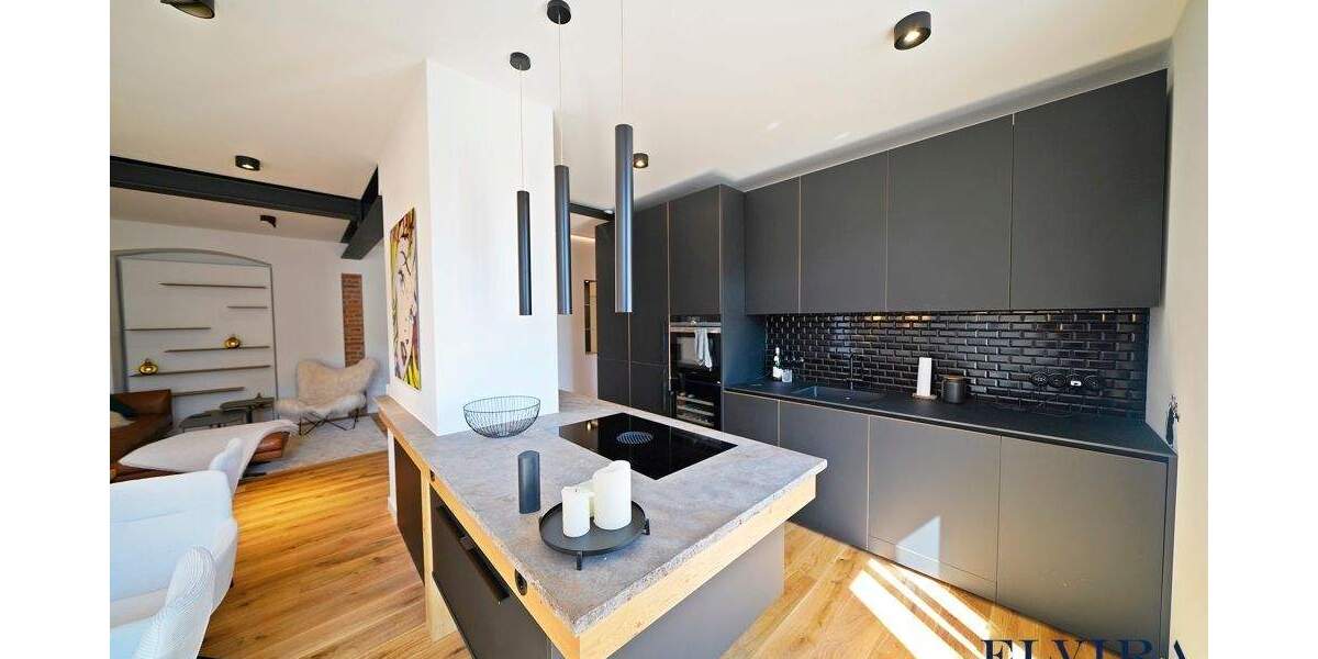 Etagenwohnung München Altstadt-Lehel - 4 Zimmer, 112 m&sup2;, 4.540&euro; | Angebot:25703614