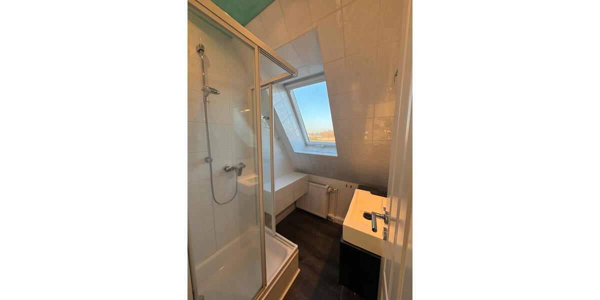 Dachgeschoßwohnung Maisach - 3 Zimmer, 98 m&sup2;, 2.100&euro; | Angebot:24962156