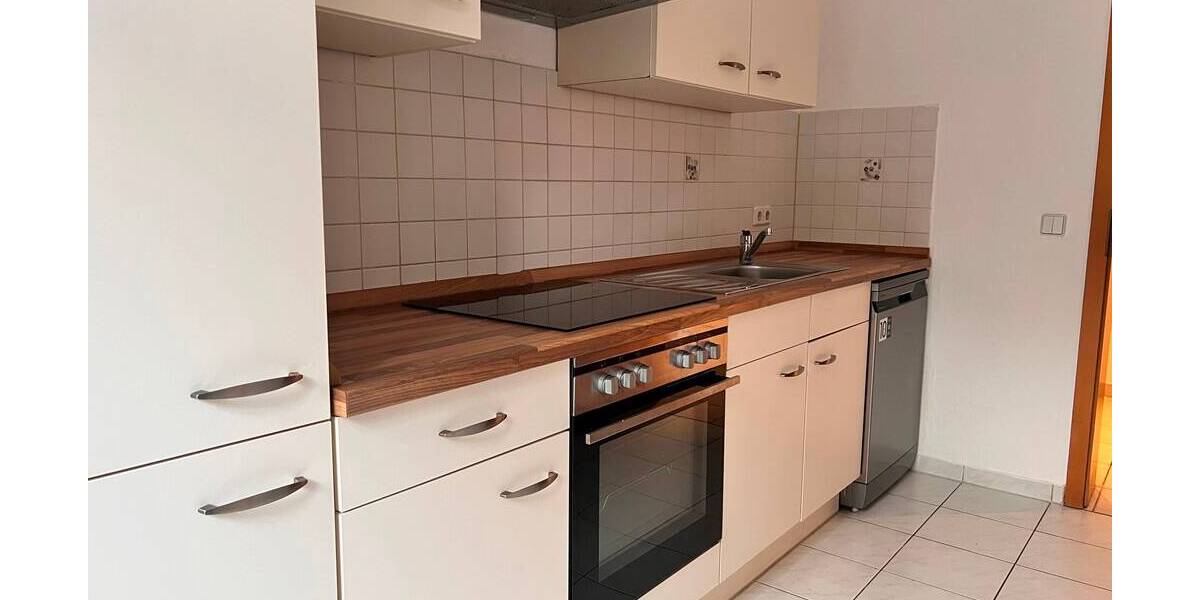Etagenwohnung Plauen Stadtmitte - 3 Zimmer, 78 m&sup2;, 400&euro; | Angebot:26657190