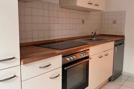 Wohnung Plauen Stadtmitte - 3 Zimmer, 78 m&sup2;, 400&euro; | Angebot:26657190