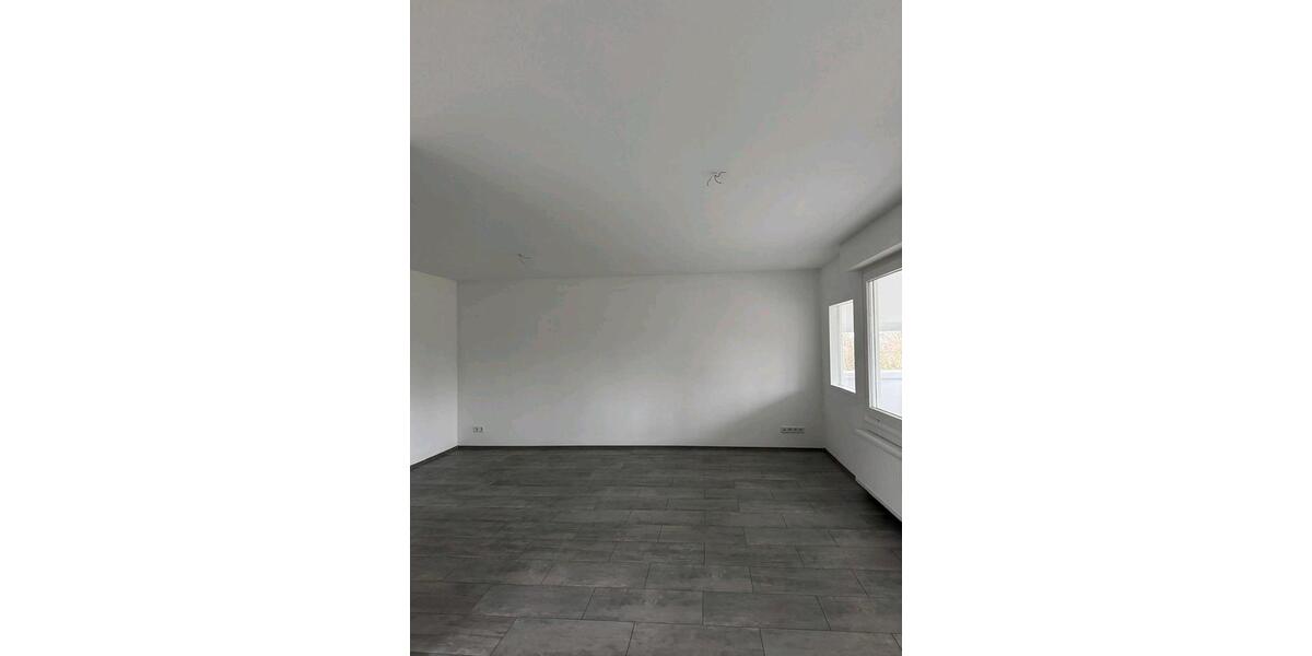 Etagenwohnung Simmerath - 2 Zimmer, 93 m&sup2;, 800&euro; | Angebot:24780154