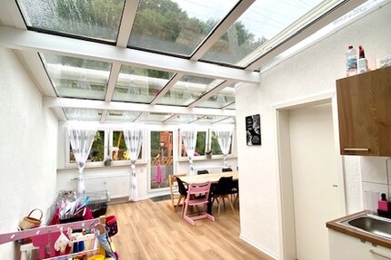 Lichtdurchflutetes wohnen und leben unter "freiem Himmel